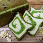 3月より限定　ホワイトチョコピスタチオ食パン１斤　1450円販売開始のお知らせ